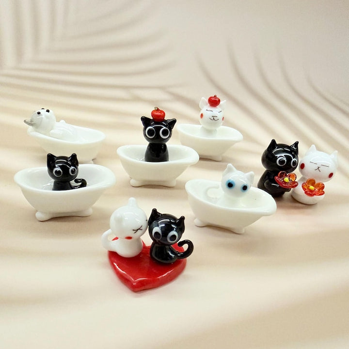Handmade Mini Glass Cat Figurines Set, Cute Cats in Bathtub, Tiny Art – Handmade Gift for Her