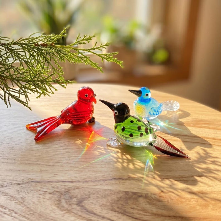 Handblown Glass Hummingbird Figurine, Decorative Lampwork Bird – Handmade Gift for Her
